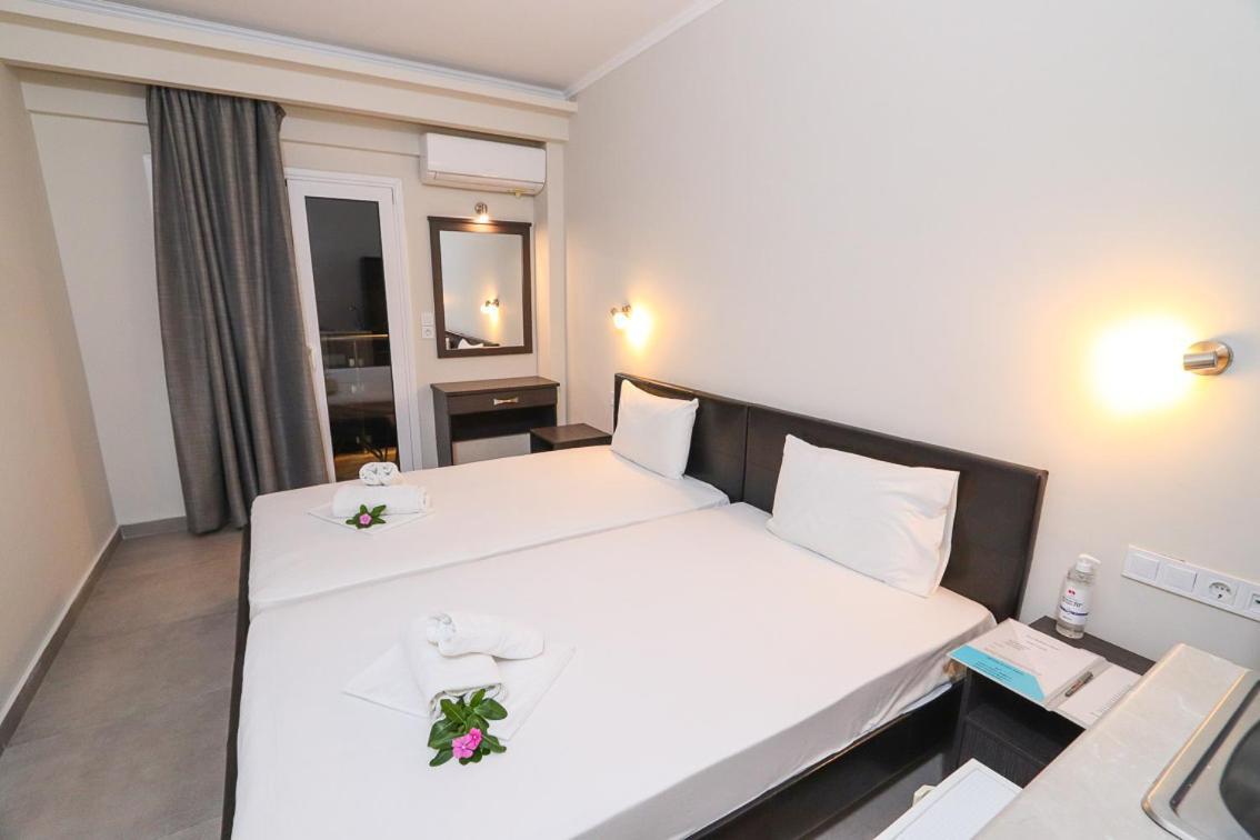 Hotel Banbus Loutra Edipsou  Exterior foto